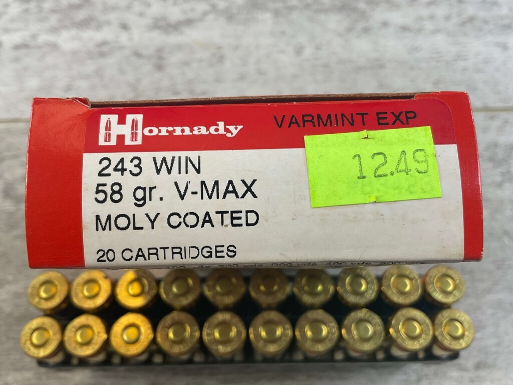 HORNADY 243 WIN., 58 GR. V-MAX MOLY COATED AMMO, FULL BOX, JAMES EARL JONES COLLECTION #5-11152-PF