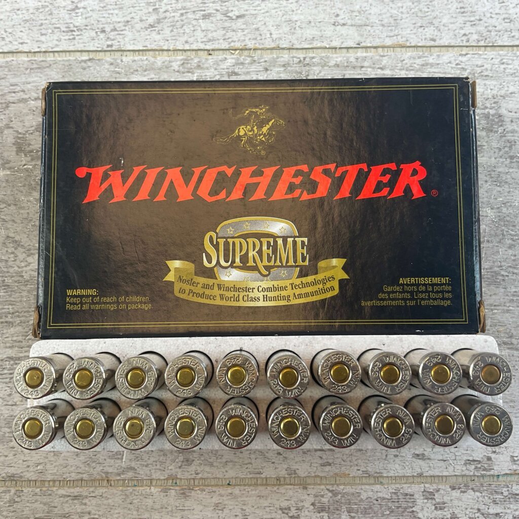 WINCHESTER SUPREME 243 WIN., 55 GR. BALLISTIC SILVERTIP AMMO, FULL BOX, JAMES EARL JONES COLLECTION #5-11156-PF