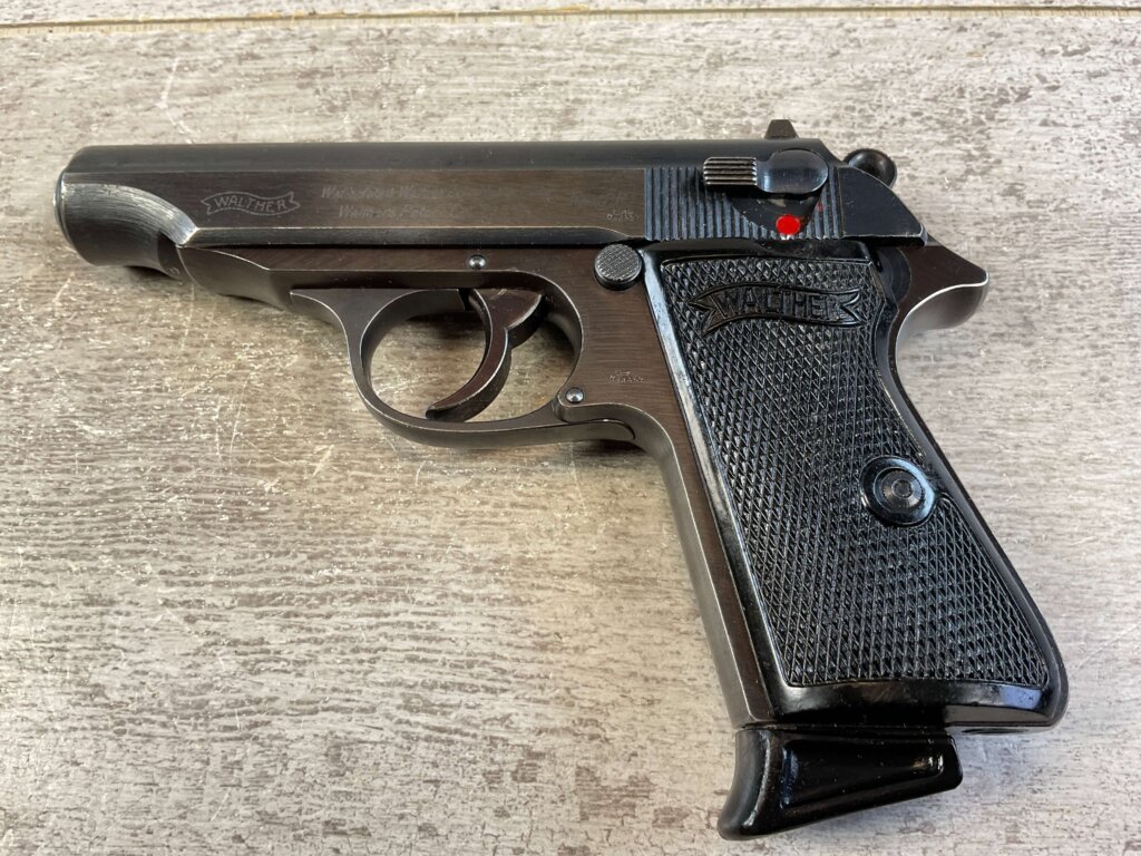 WALTHER PP 7.65MM WaA359 MARKED ALL MATCHING PISTOL #6-05112-PF