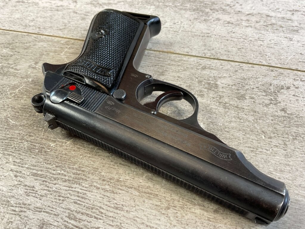 WALTHER PP 7.65MM WaA359 MARKED ALL MATCHING PISTOL #6-05112-PF