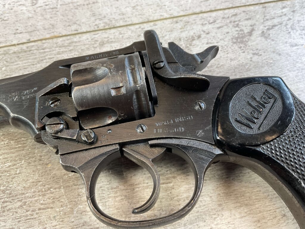 WEBLEY & SCOTT MARK IV .38S&W WAR FINISH REVOLVER #6-05118-PF