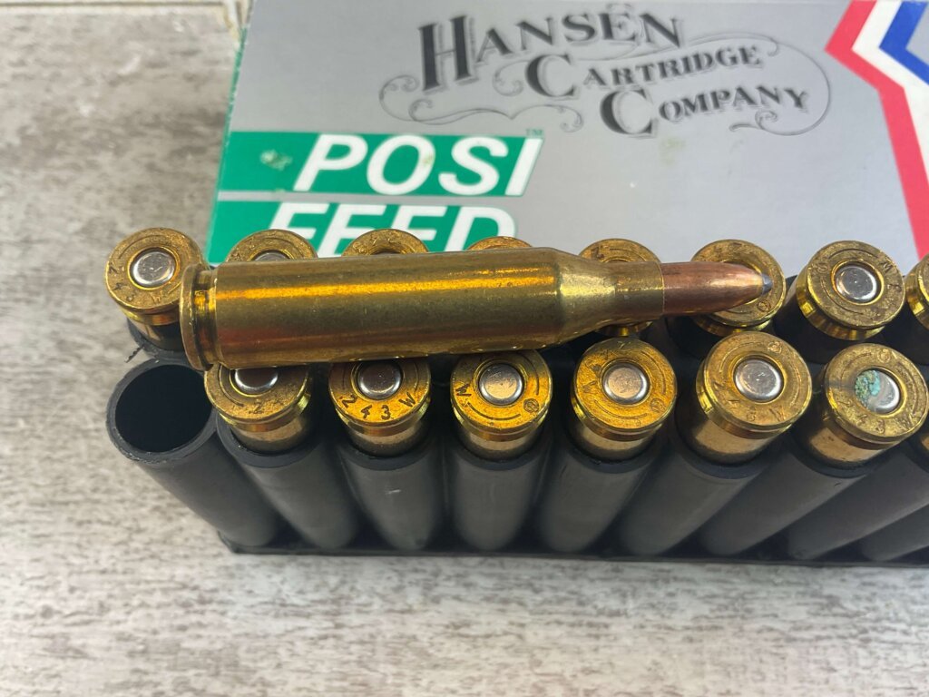 HANSEN CARTRIDGE CO. 243 WIN., 100 GR. POSI-FEED SP AMMO, FULL BOX, JAMES EARL JONES COLLECTION #5-11157-PF