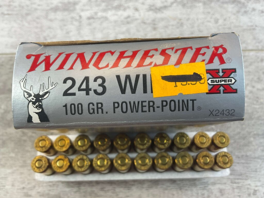 WINCHESTER SUPER-X 243 WIN., 100 GR. PP AMMO, FULL BOX, JAMES EARL JONES COLLECTION #5-11162-PF