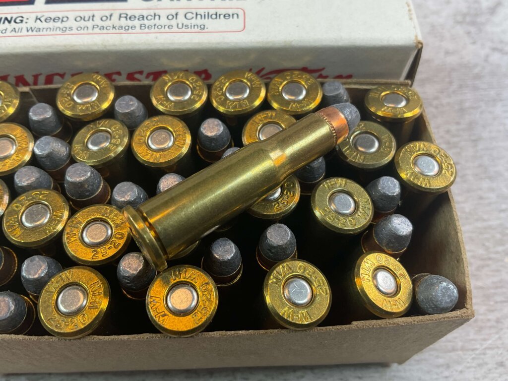 WINCHESTER WESTERN 25-20 WIN. 86 GR. SP AMMO, FULL BOX, JAMES EARL JONES COLLECTION #5-11165-PF