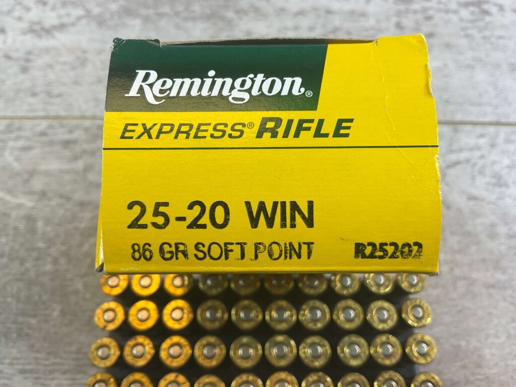 REMINGTON EXPRESS RIFLE 25-20 WIN. 86 GR. SP AMMO, FULL BOX, JAMES EARL JONES COLLECTION #5-11167-PF