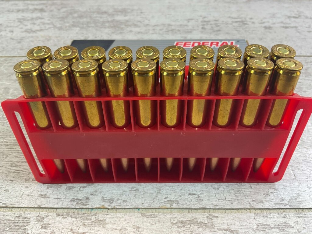 FEDERAL CLASSIC 7MM MAUSER, 140 GR. HI-SHOK SP AMMO, FULL BOX, JAMES EARL JONES COLLECTION #5-11182-PF