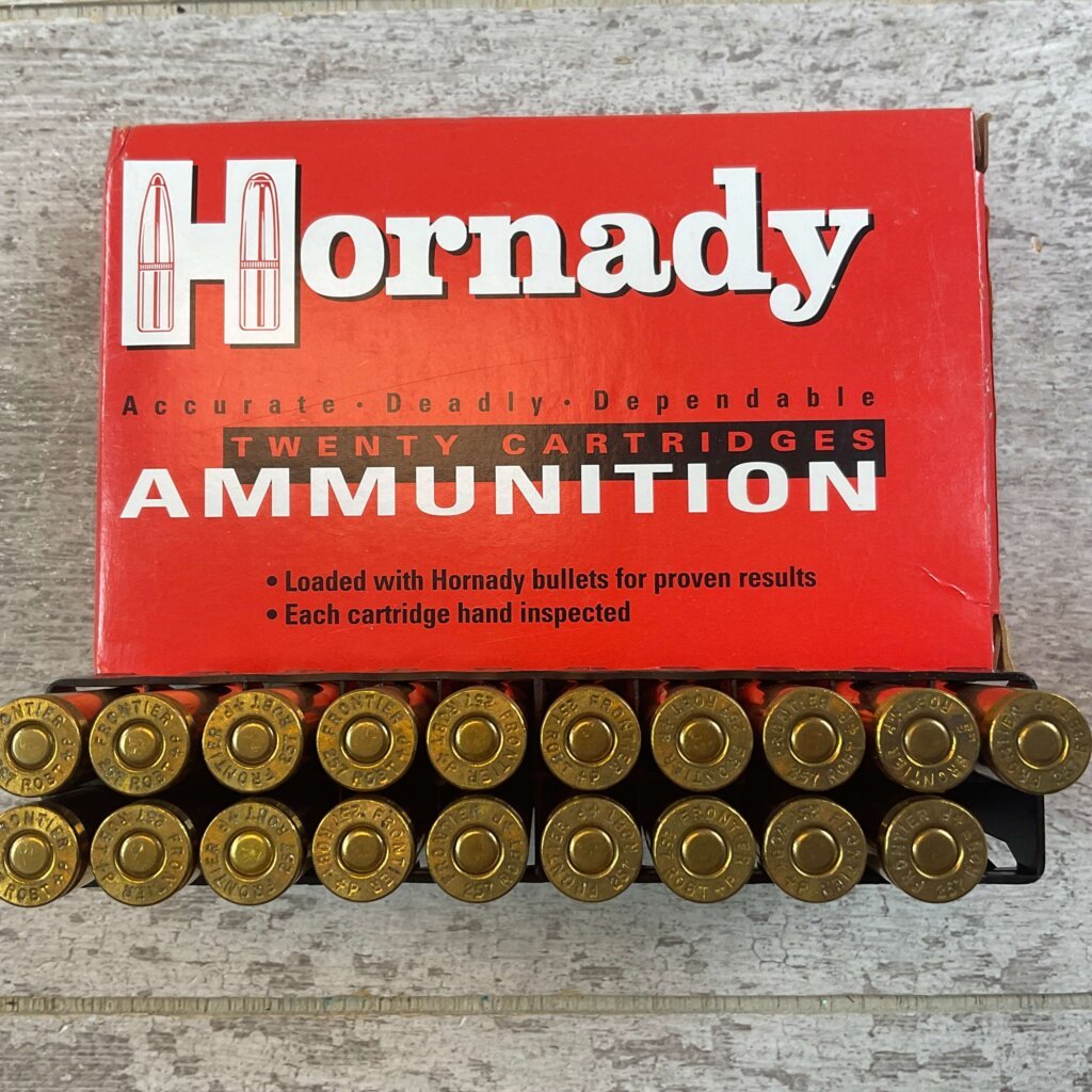 HORNADY CUSTOM 257 ROBERTS, 117 GR. SST AMMO, QTY 19, JAMES EARL JONES COLLECTION #5-11169-PF