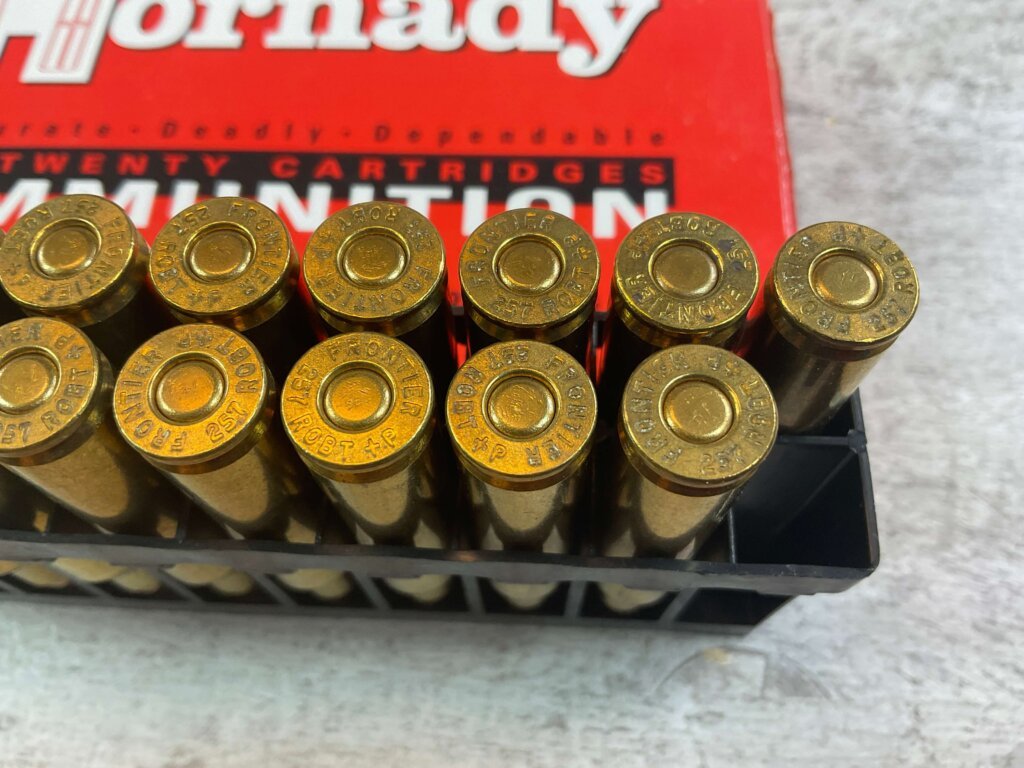 HORNADY CUSTOM 257 ROBERTS, 117 GR. SST AMMO, QTY 19, JAMES EARL JONES COLLECTION #5-11169-PF