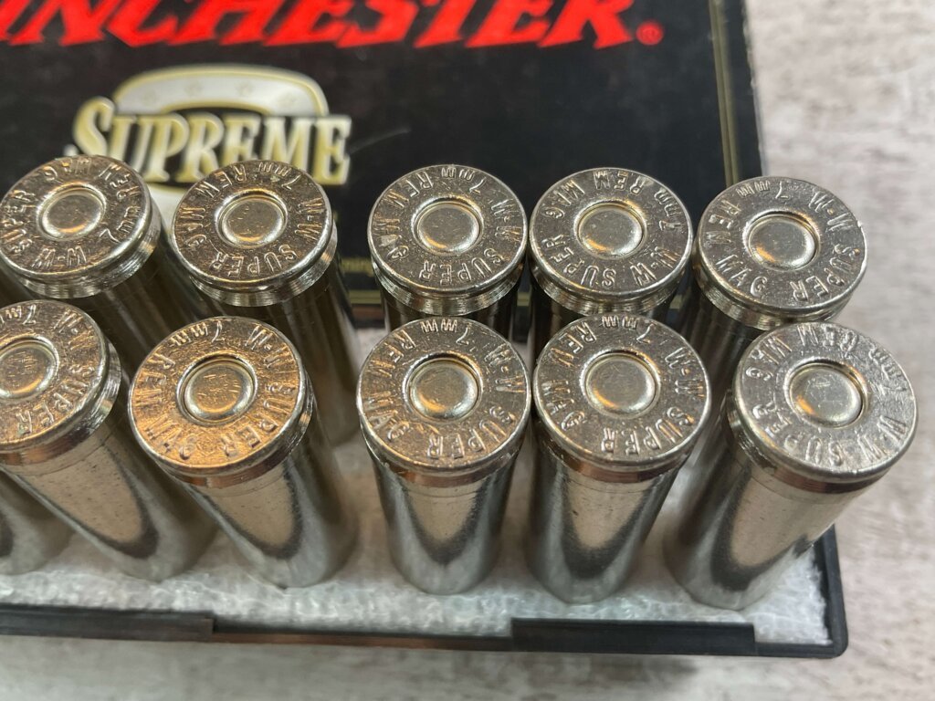 WINCHESTER SUPREME 7MM REMINGTON MAGNUM, 140 GR. FAIL SAFE AMMO, FULL BOX, JAMES EARL JONES COLLECTION #5-11189-PF