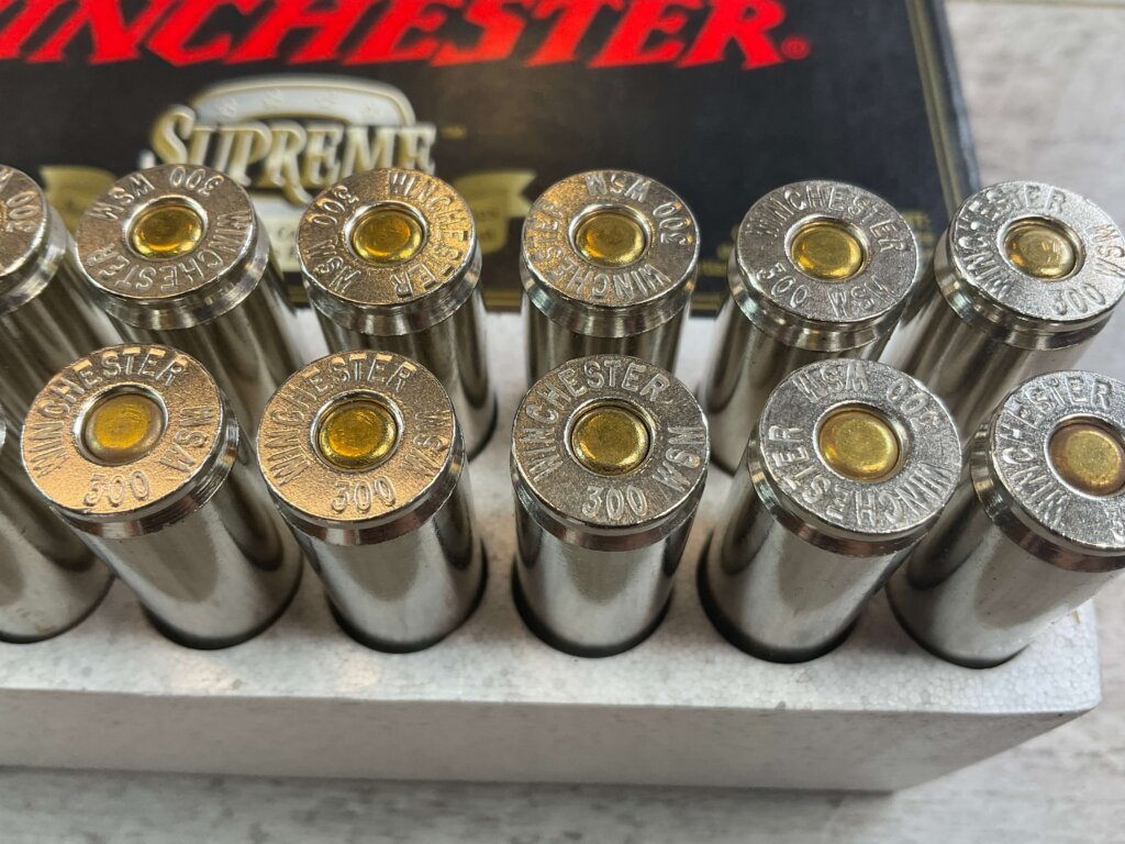 WINCHESTER SUPREME 300 WSM, 180 GR. ACCUBOND (BONDED) AMMO, FULL BOX, JAMES EARL JONES COLLECTION #5-11212-PF