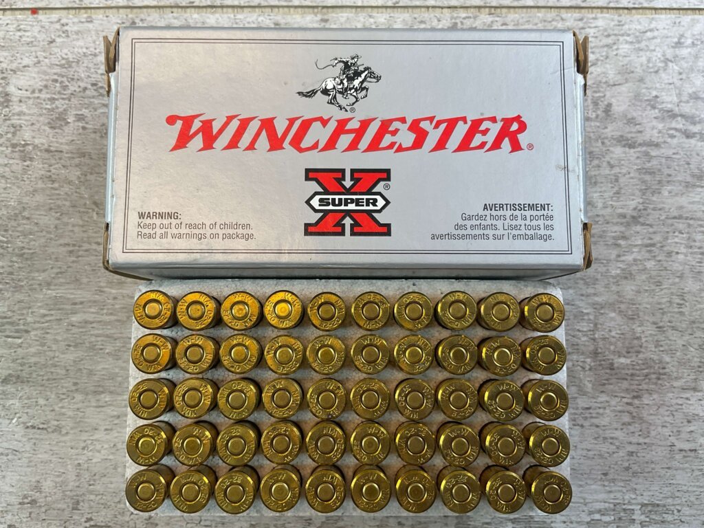 WINCHESTER SUPER-X 32-20 WINCHESTER, 100 GR. LEAD TARGET/RANGE AMMO, FULL BOX, JAMES EARL JONES COLLECTION #5-11218-PF