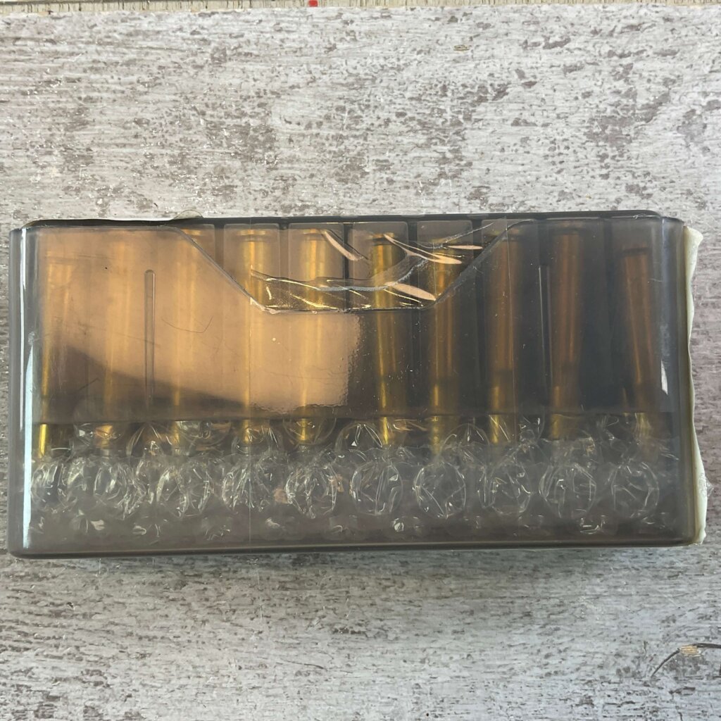 BUFFALO ARMS CO. 25-20 SINGLE SHOT SMOKELESS AMMO, FULL BOX, UNOPENED, JAMES EARL JONES COLLECTION #5-11230-PF