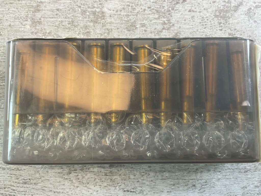 BUFFALO ARMS CO. 25-20 SINGLE SHOT SMOKELESS AMMO, FULL BOX, UNOPENED, JAMES EARL JONES COLLECTION #5-11230-PF