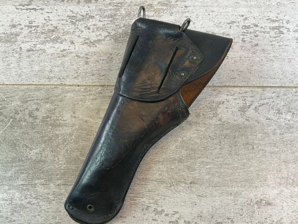 U.S. GRATON & KNIGHT CO. M1916 BLACK LEATHER HOLSTER 1943 DATED, WWII ISSUED #6-07025-PF