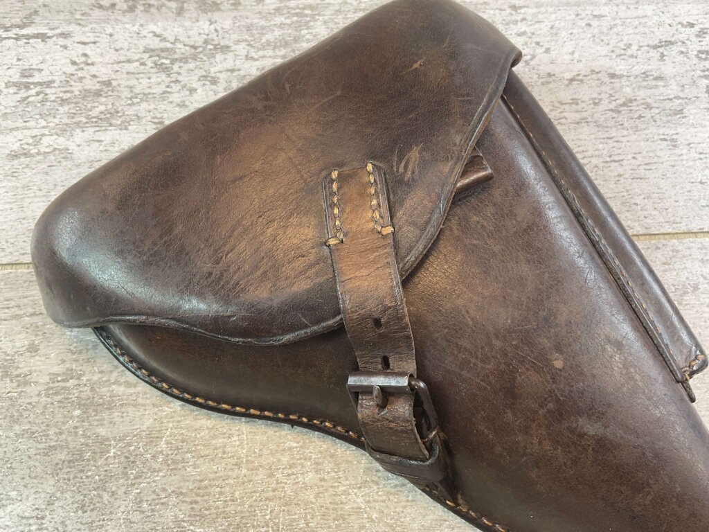 R. EHRNHARDT POESSNECK LUGER P08 BROWN HARDSHELL HOLSTER, 1937 DATED #6-07026-PF