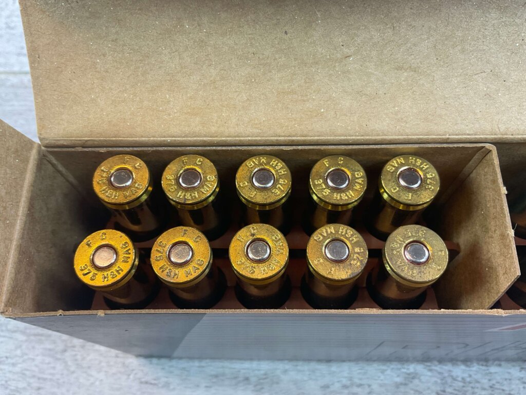 FEDERAL CLASSIC 375 H&H MAGNUM, 300 GR. HI-SHOK SP AMMO, FULL BOX, JAMES EARL JONES COLLECTION #5-11245-PF