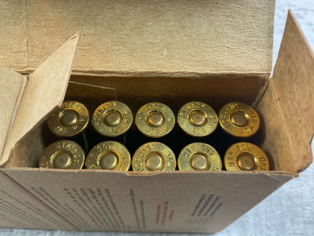 HORNADY CUSTOM 405 WINCHESTER, 300 GR. SP AMMO, FULL BOX, JAMES EARL JONES COLLECTION #5-11250-PF