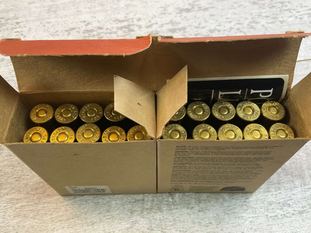 HORNADY 405 WINCHESTER, 300 GR. FP AMMO, FULL BOX, JAMES EARL JONES COLLECTION #5-11251-PF