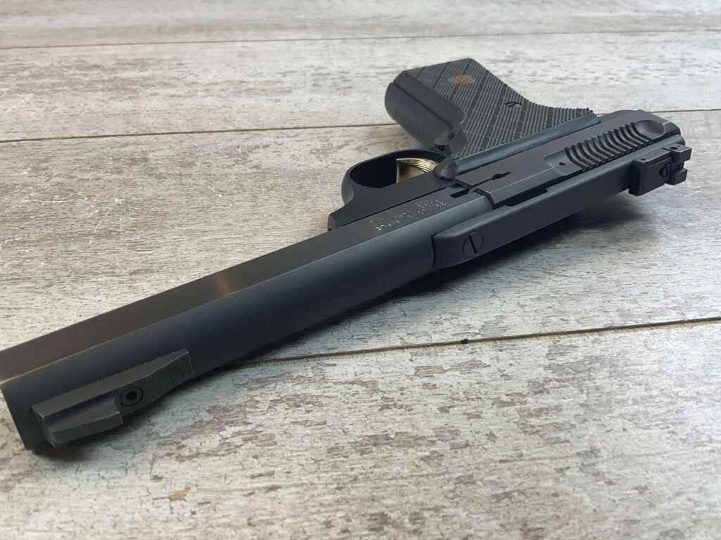 BROWNING BUCKMARK .22LR SEMI AUTO PISTOL #6-07042-JD