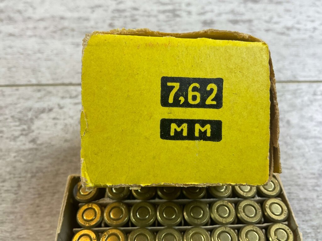 RUSSIAN REVOLVER 7.62X38MM NAGANT AMMO, FULL BOX, JAMES EARL JONES COLLECTION #5-11306-PF