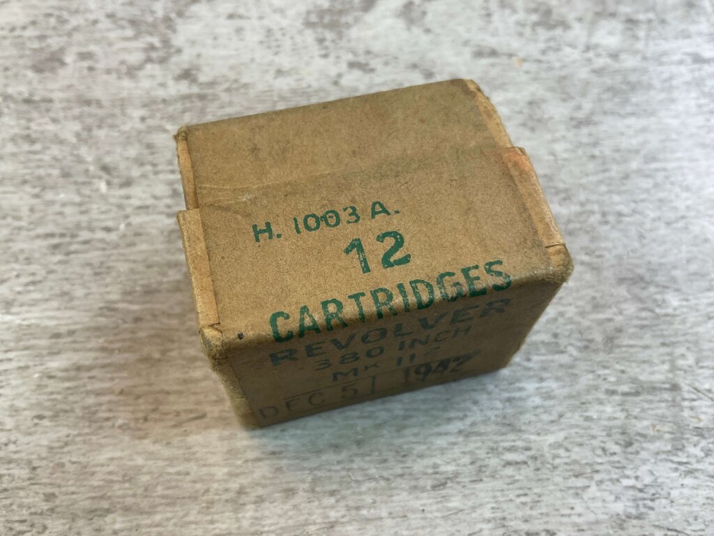ORIGINAL WWII BRITISH .380 INCH MK IIZ REVOLVER AMMO, QTY 12, JAMES EARL JONES COLLECTION #5-11310-PF