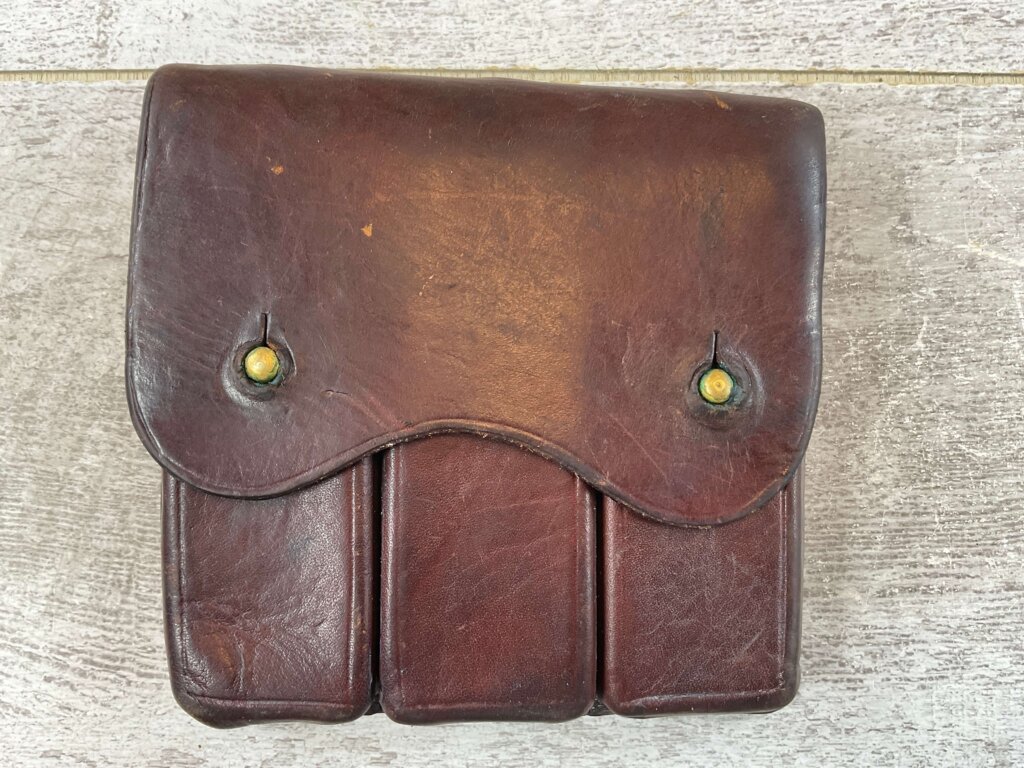 NORWEGIAN M1914 WWII NAVY MAGAZINE POUCH, BROWN #6-08021-PF