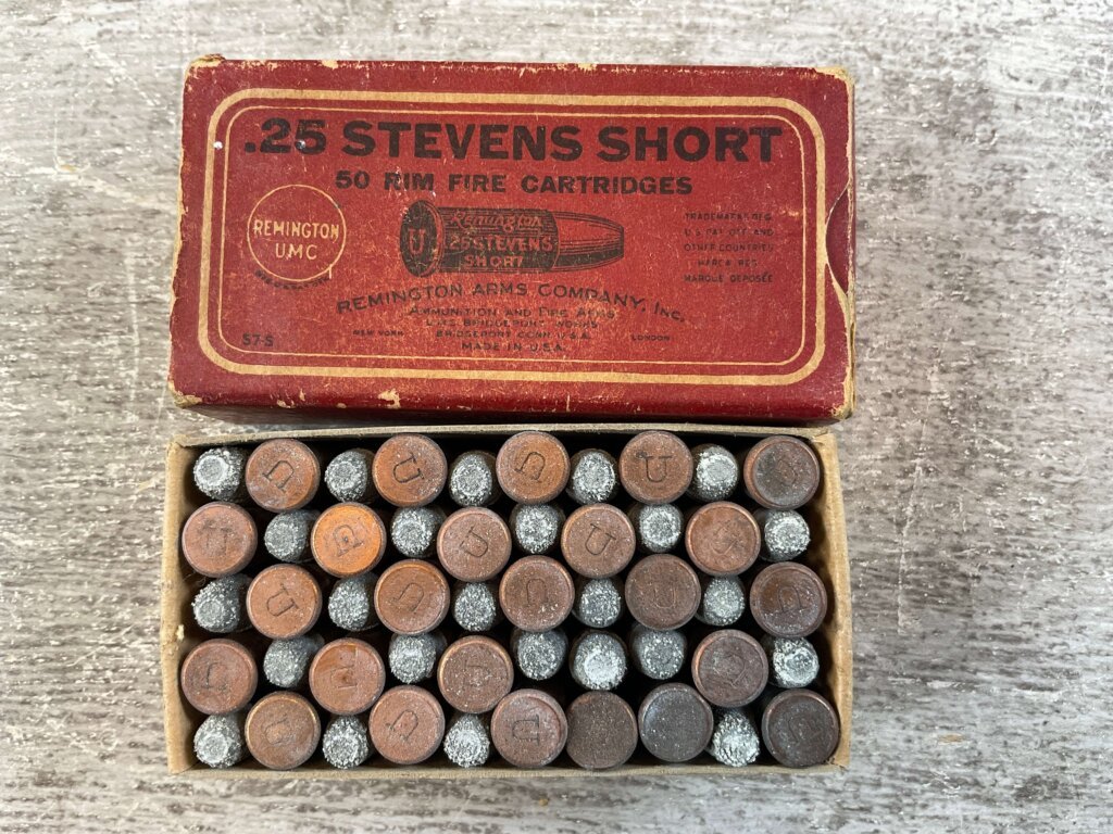 REMINGTON UMC 25 STEVENS SHORT RIMFIRE, BLACK POWDER VINTAGE AMMO, FULL BOX #6-08014-PF