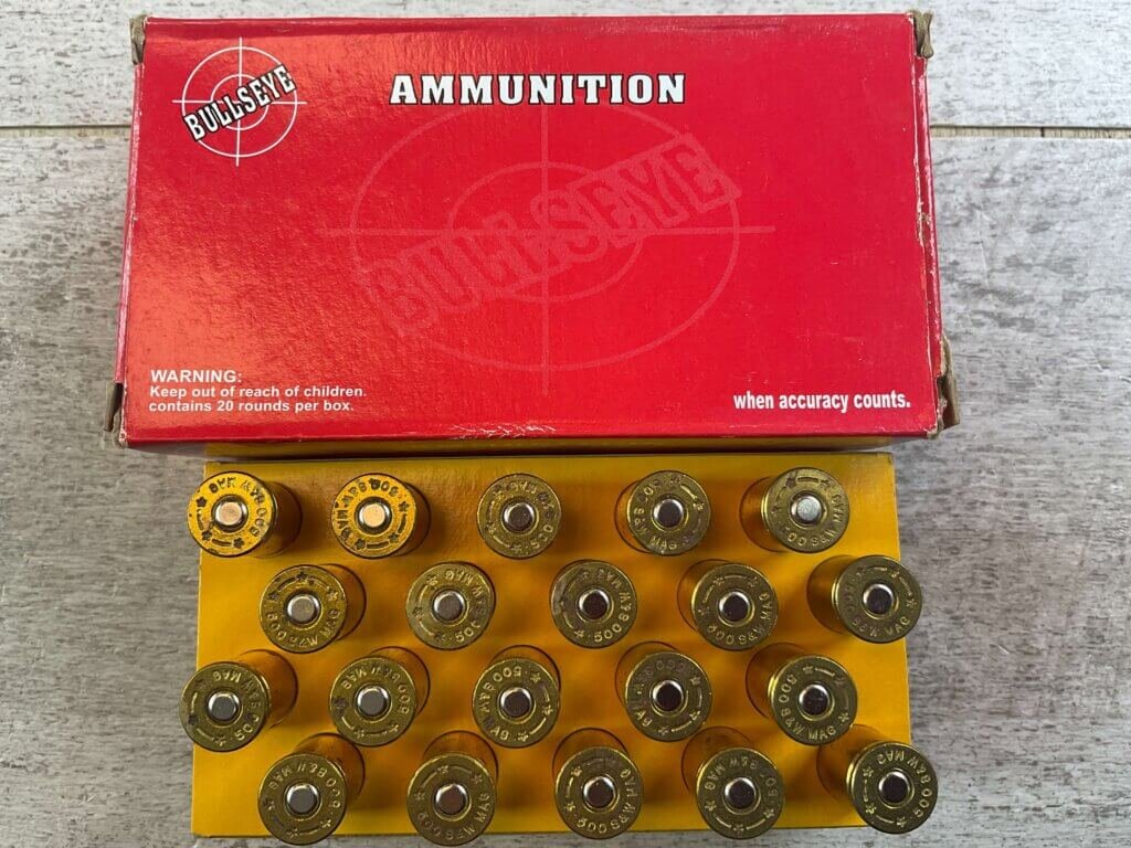 BULLSEYE AMMUNITION 500 S&W MAGNUM AMMO, FULL BOX OF 20